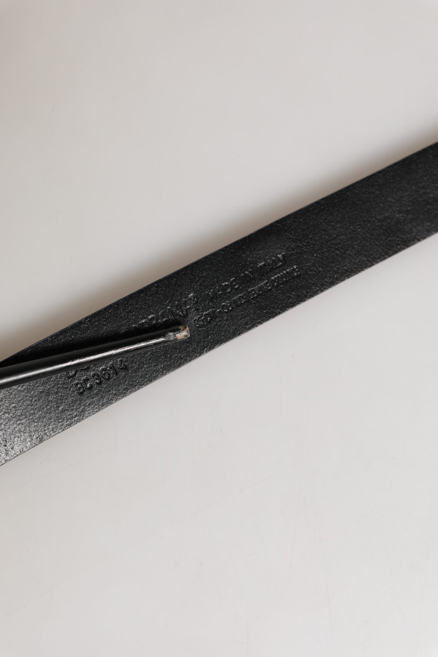 Men Black Exotic Leather Metal Buckle Belt