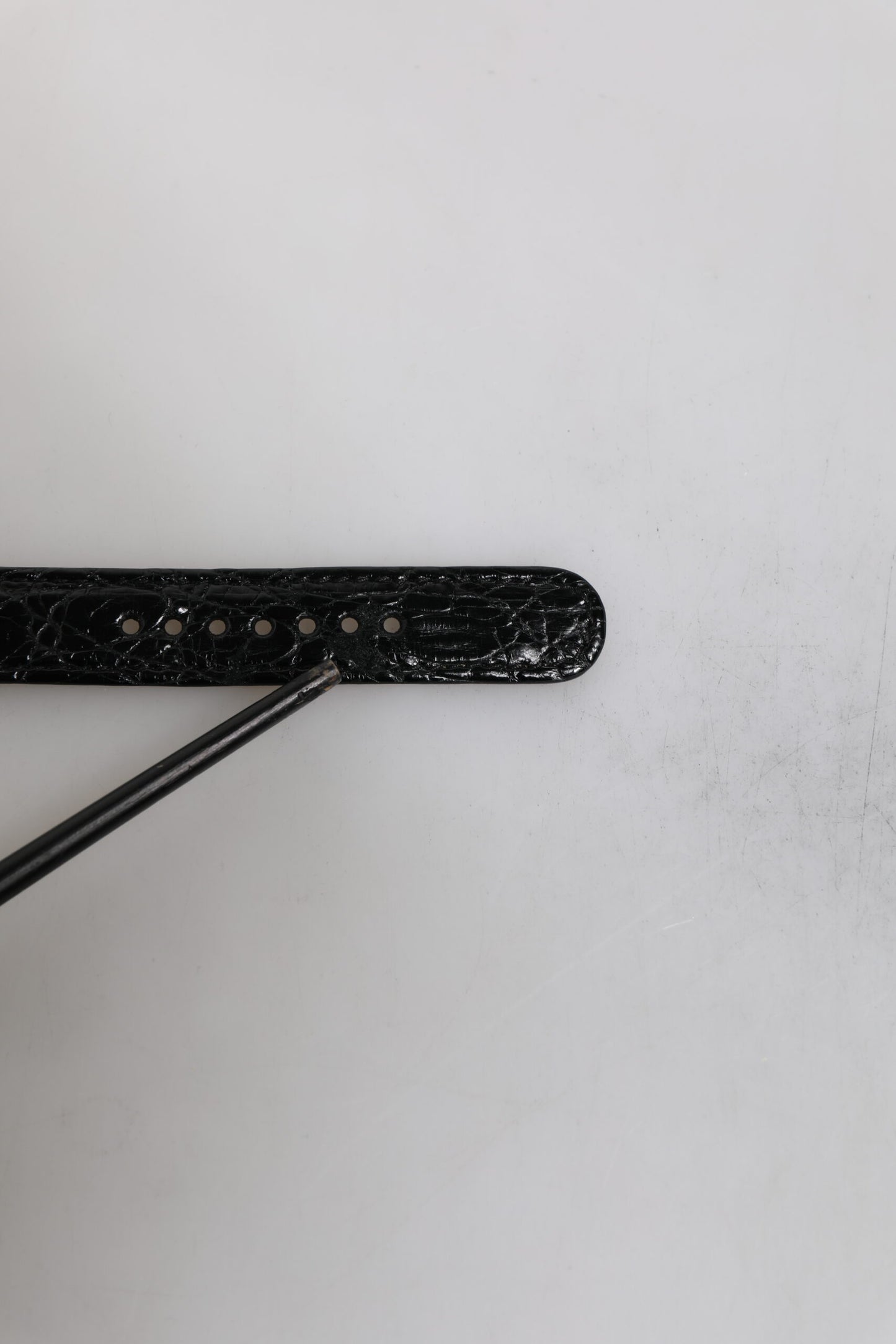 Black Exotic Leather Gold Tone Metal Buckle Armband