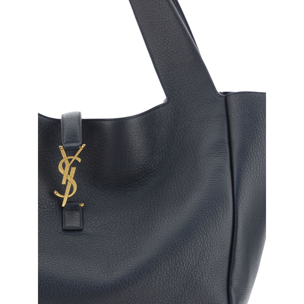 Le 5 À 7 Bea Shoulder Bag