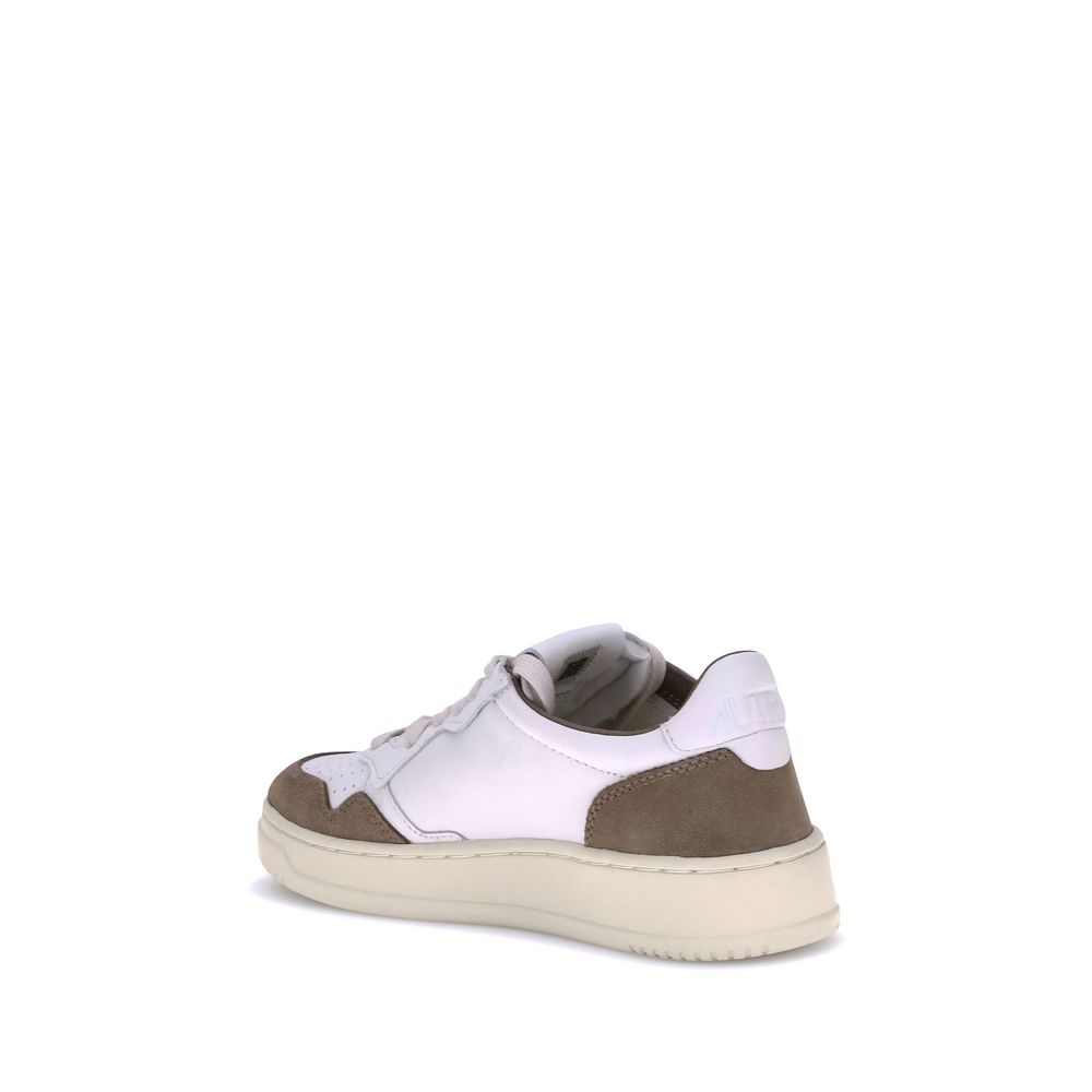 Medalist Low Sneakers