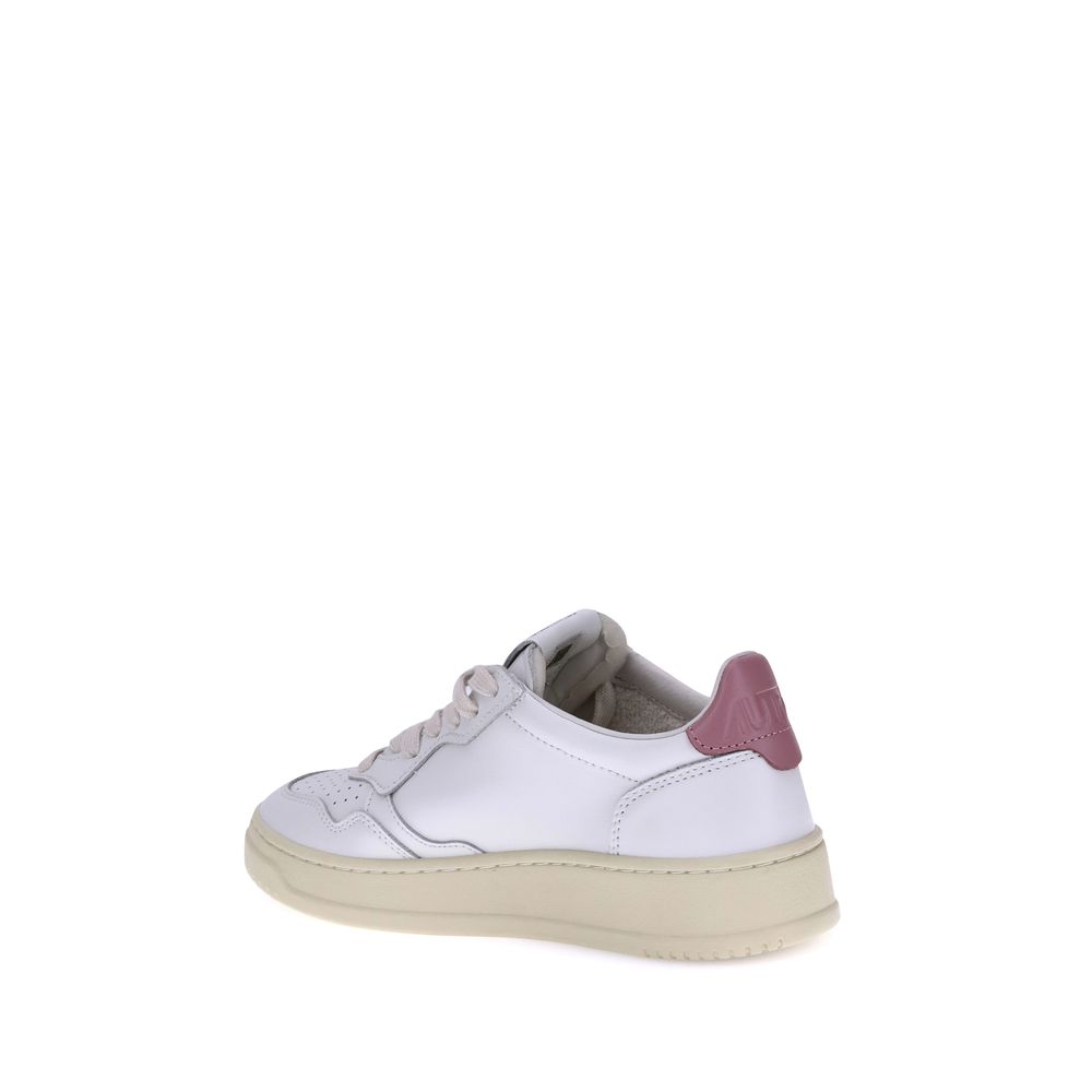 Medalist Low Sneakers