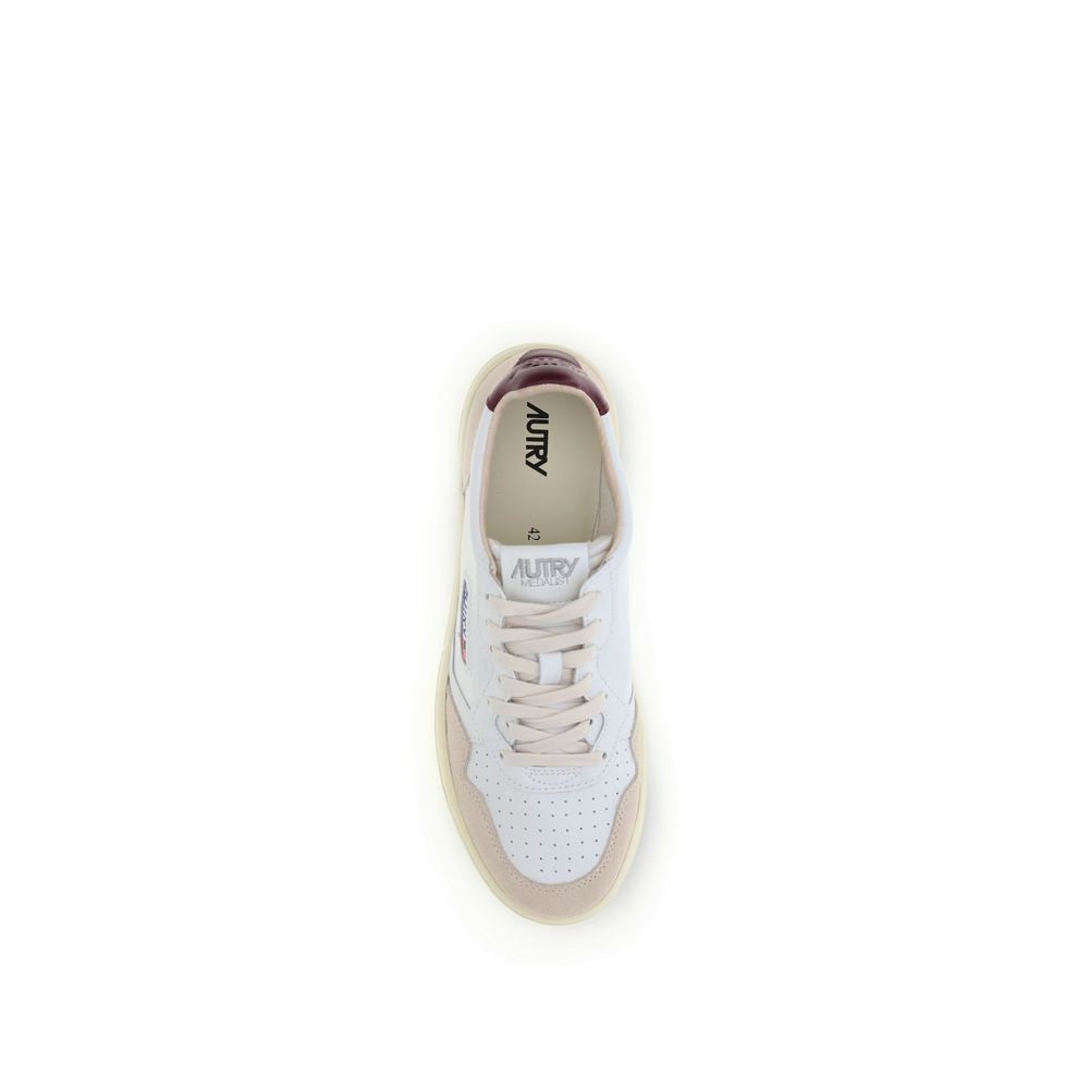 Medalist Low Sneakers