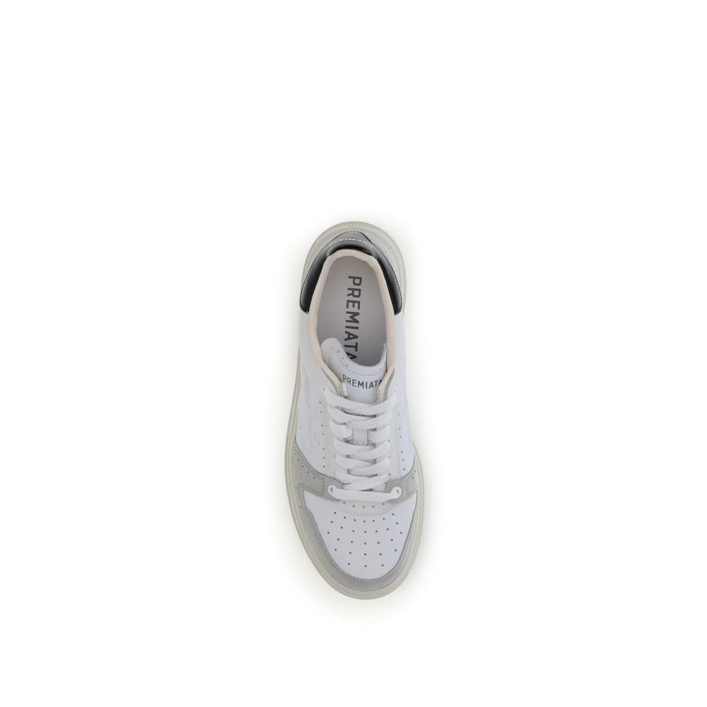 Quinn Sneakers