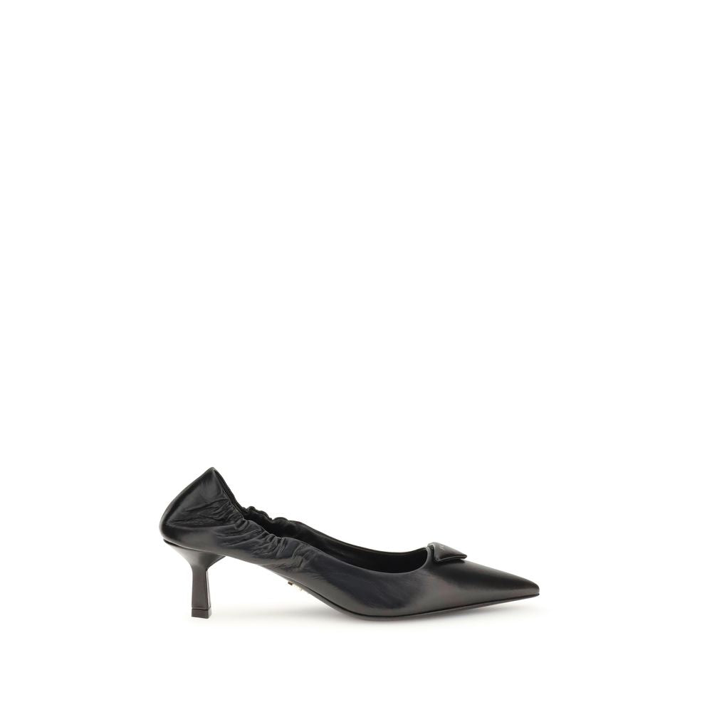 Leather logo Pumps