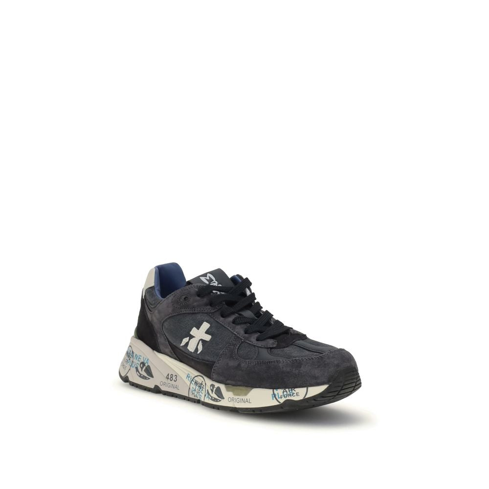 Mase Sneakers