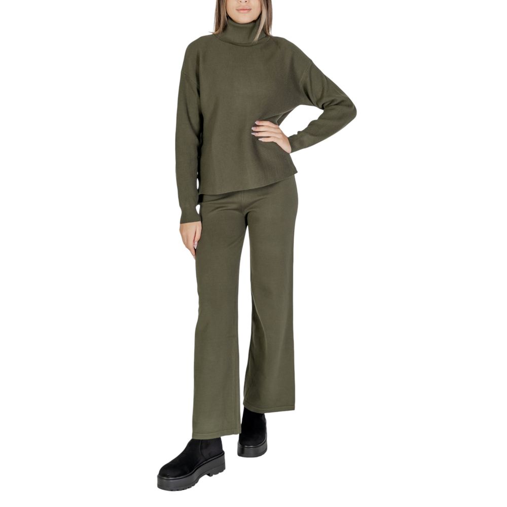 Green Viscose Turtleneck