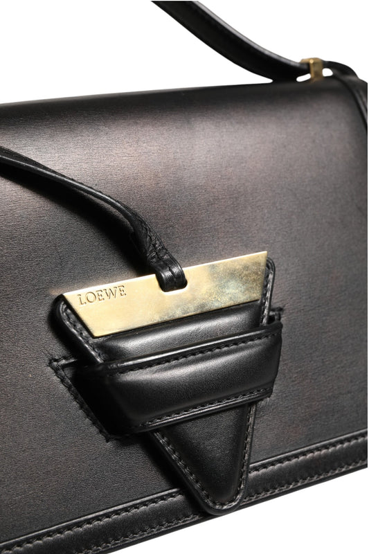Barcelona Medium Leather Shoulder Bag