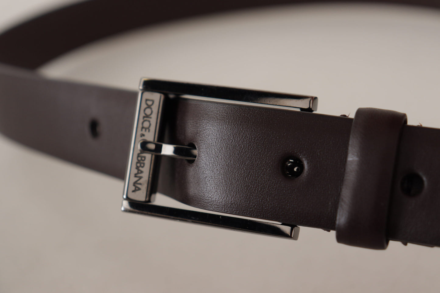 Elegant Dark Brown Leather Belt