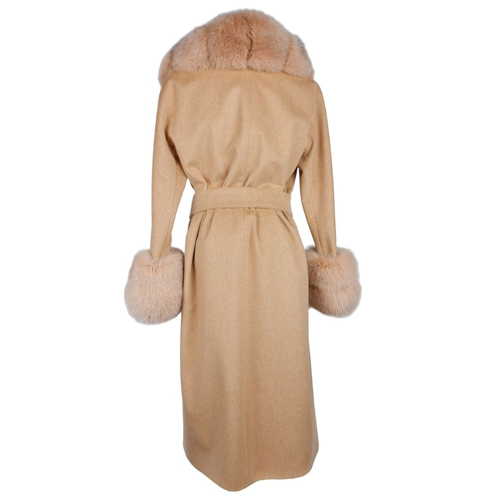 Elegant Beige Wool Coat with Fox Fur Trim