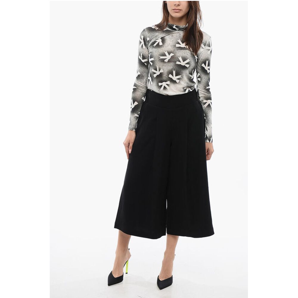 Pleated QUEEN OF THE STREETS High Waisted Pants