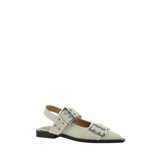 Feminine Pumps