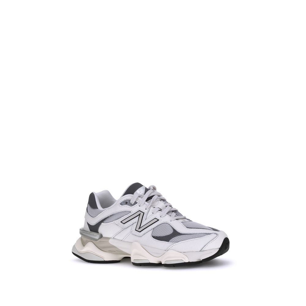 9060 Sneakers