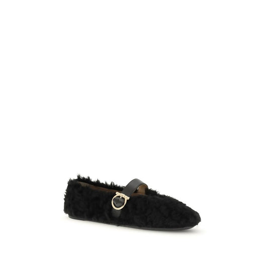 Gancini-embellished Ballerinas
