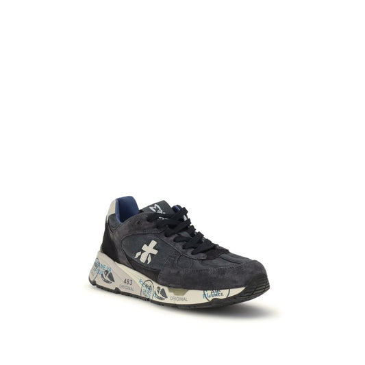 Mase Sneakers