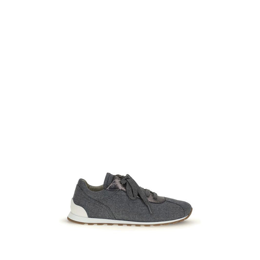 PAIR OF SNEAKERS