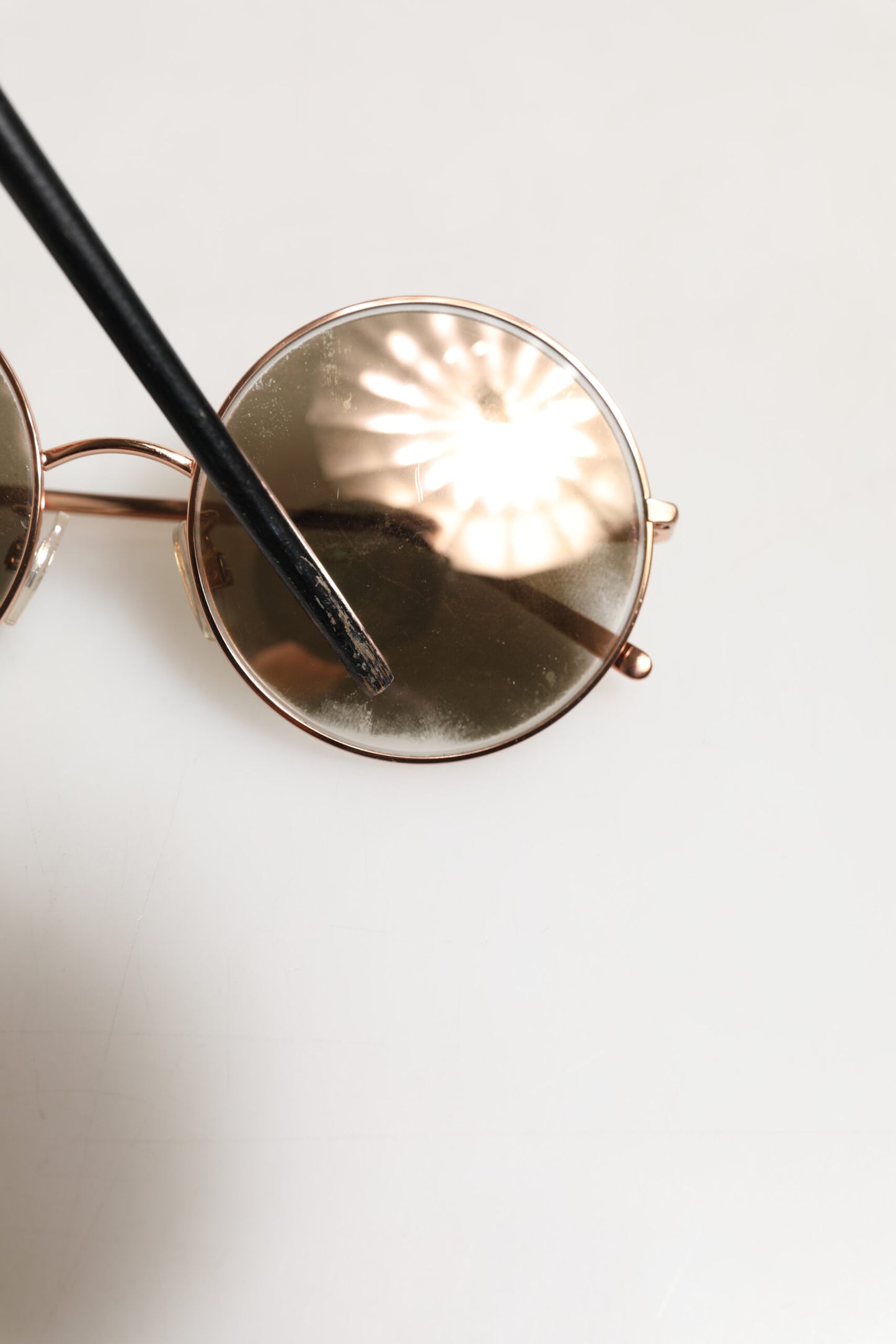 DG2215K Gold Metal Round Shades Eyewear Sunglasses