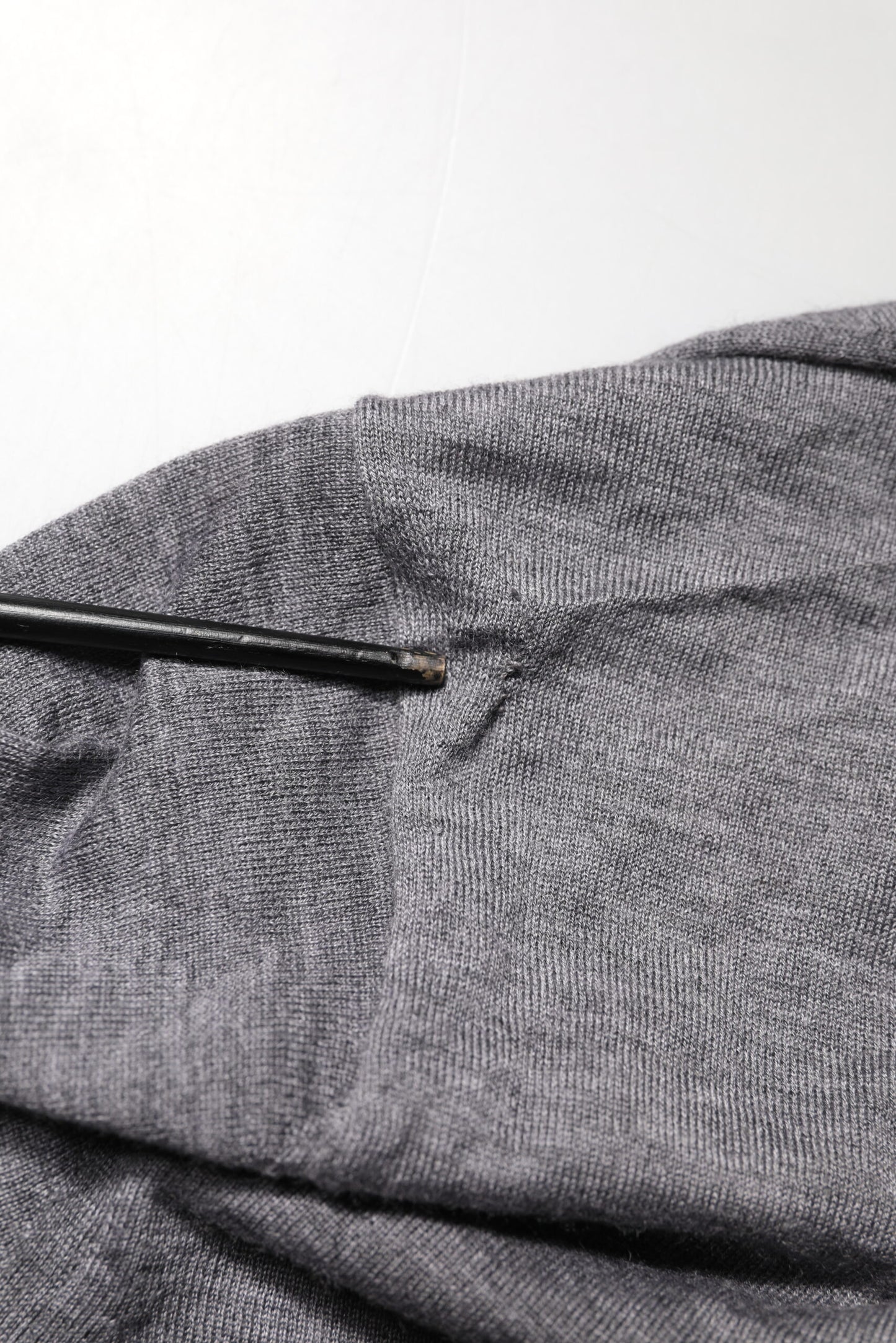 Gray Cashmere V-Neck Men Pullover Sweater