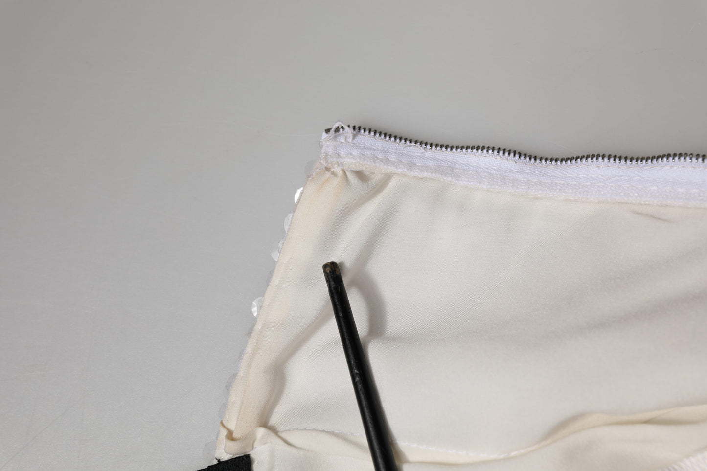 White Polyester Sleeveless Sheath Dress