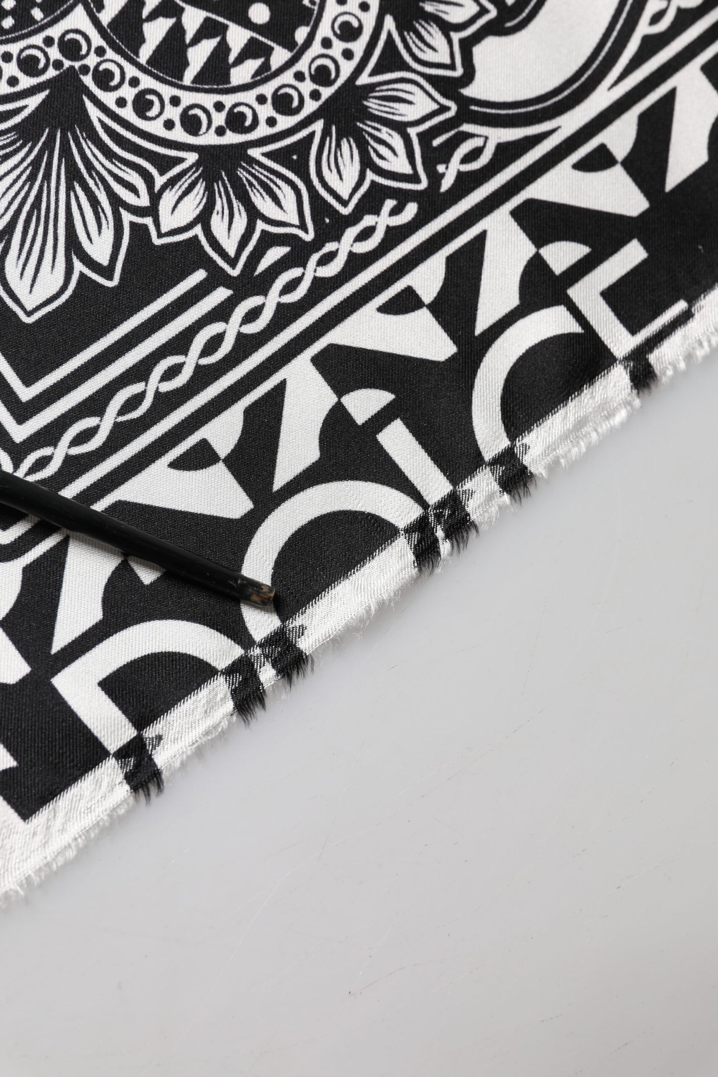 Black Bandana Print Silk Neck Foulard Scarf